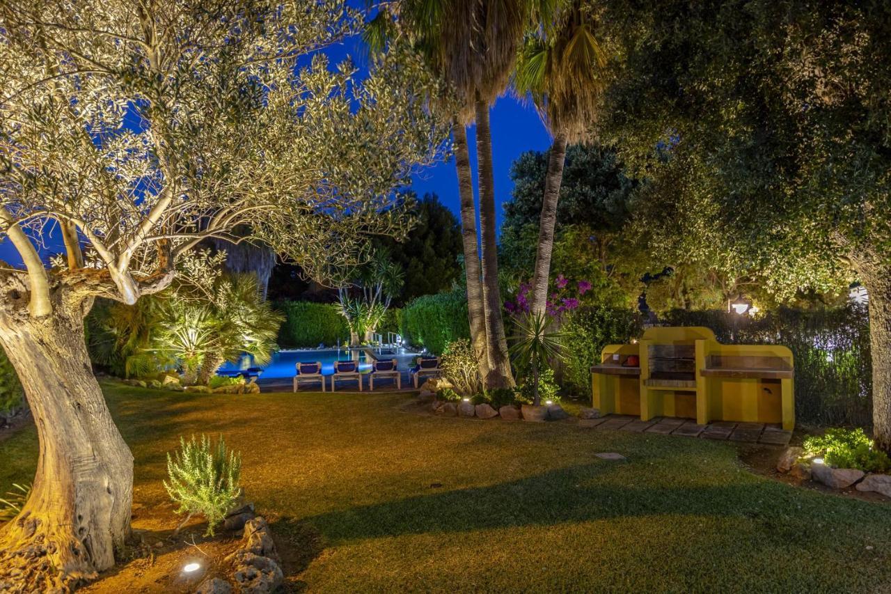 Villa Formosa Cala de Sant Vicenc Buitenkant foto
